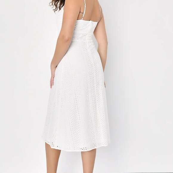 🤍 NWT Lulus Adored Aura White Eyelet Embroidered Cutout Midi Dress XS 🤍 - Picture 2 of 12